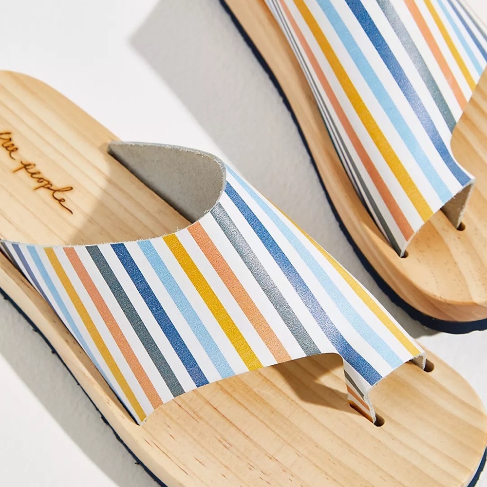 Free People-Woodlands Platform Clog Sandals - Picture 2 of 4